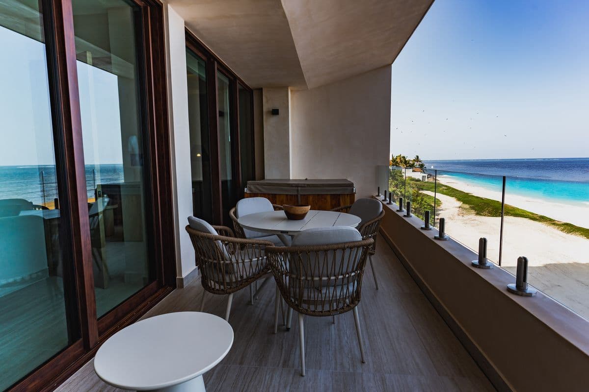 Por qué necesitas un abogado independiente antes de firmar una preventa en México